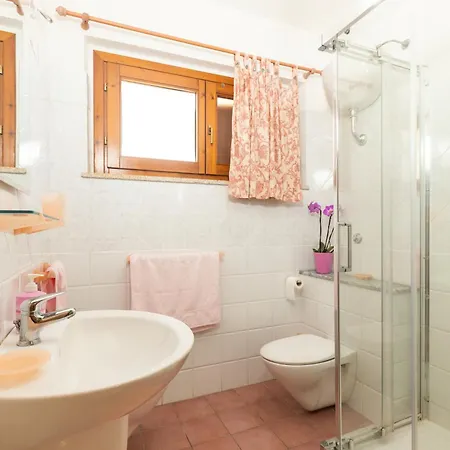 Flavia B Apartment *